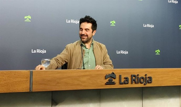 El portavoz del Gobierno de La Rioja en funciones, Álex Dorado, en la comparecencia de prensa del Consejo de Gobierno