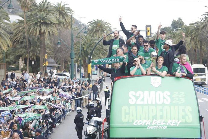 Archivo - Detalle de la afición durante la celebración de la Copa el Rey conquistada por el Unicaja Baloncesto el pasado mes de febrero.