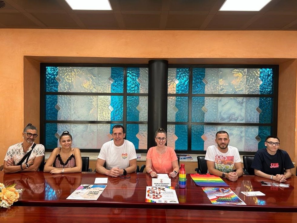Presentación de los actos municipales previstos con motivo del Día del Orgullo LGTBI.