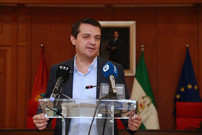 El alcalde de Córdoba, José María Bellido (PP).