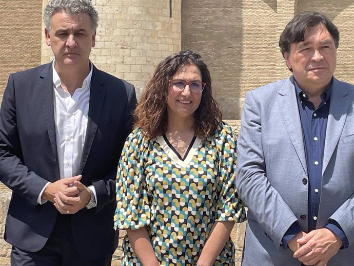 Los diputados autonómicos de Teruel Existe: Tomás Guitarte, Pilar Buj y Joaquín Moreno.