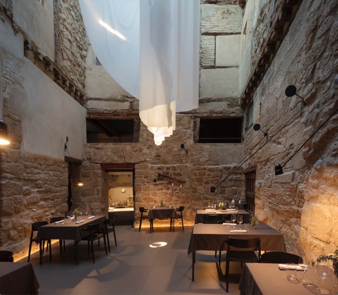 Salón del restaurante Nublo de Haro