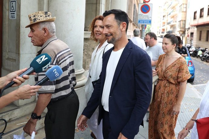 El exalcalde socialista de Ibiza, Rafa Ruiz, llegando a los Juzgados de Palma.
