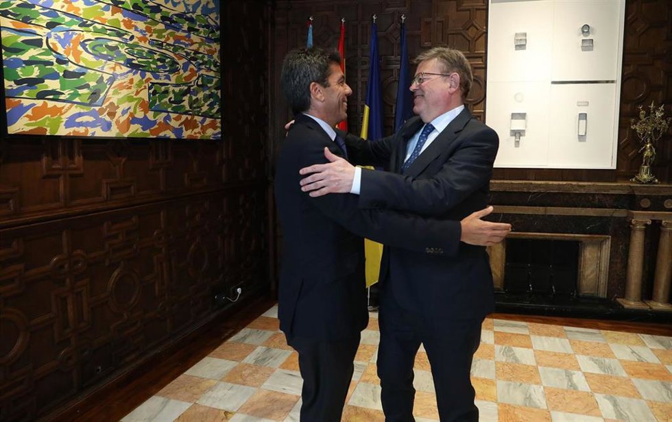Carlos Mazón y Ximo Puig, en su reunión de este martes