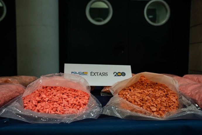 Pastillas de éxtasis incautadas durante la operación de  Policía que ha desabastecido los almacenes de droga de síntesis en el eje norte de España