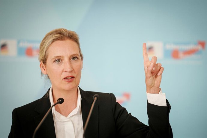20 June 2023, Berlin: Alternative for Germany (AfD) federal chair and AfD parliamentary group leader Alice Weidel gives a press statement at the start of their party's parliamentary group meeting. Photo: Kay Nietfeld/dpa