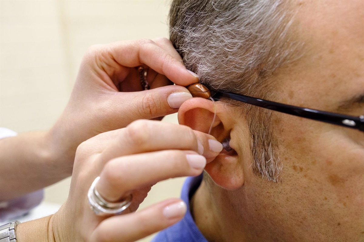 La sordera o los problemas de audición en España