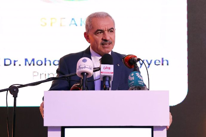 Archivo - El primer ministro palestino, Mohamed Shtayé.
