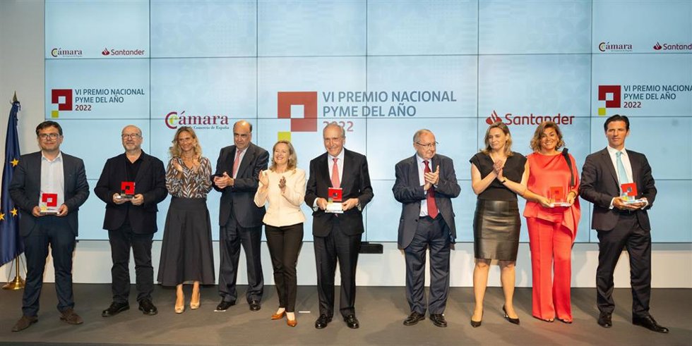 La empresa asturiana Instituto Oftalmológico Fernández-Vega, ganadora del VI Premio Nacional Pyme del Año