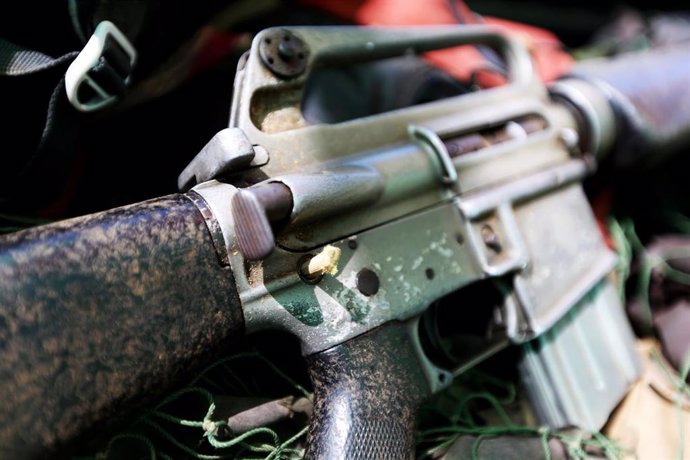 Archivo - Un rifle de asalto M16 utilizado en Birmania (Archivo)