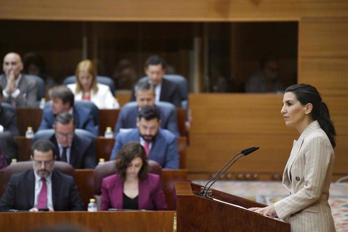 Rocío Monasterio en su intervención en el Pleno de investidura de la Asamblea de Madrid