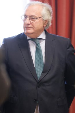 Archivo - El vicepresidente de Anged, Javier Millán-Astray durante el pleno del Observatorio de la Cadena Alimentaria, en la sede del Ministerio 