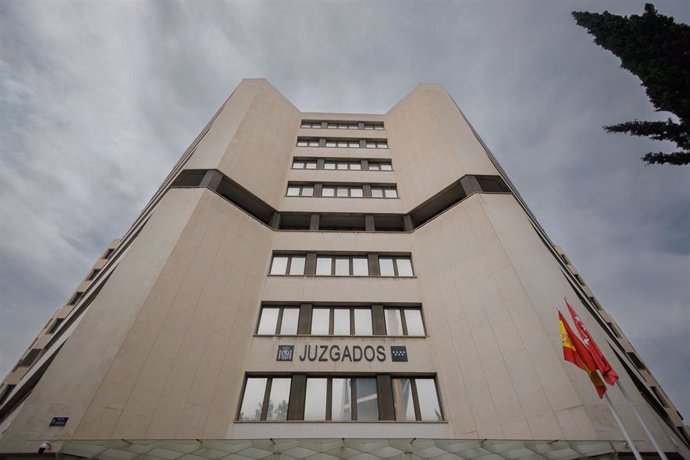 Archivo - Fachada de los juzgados de Plaza de Castilla, en Madrid.