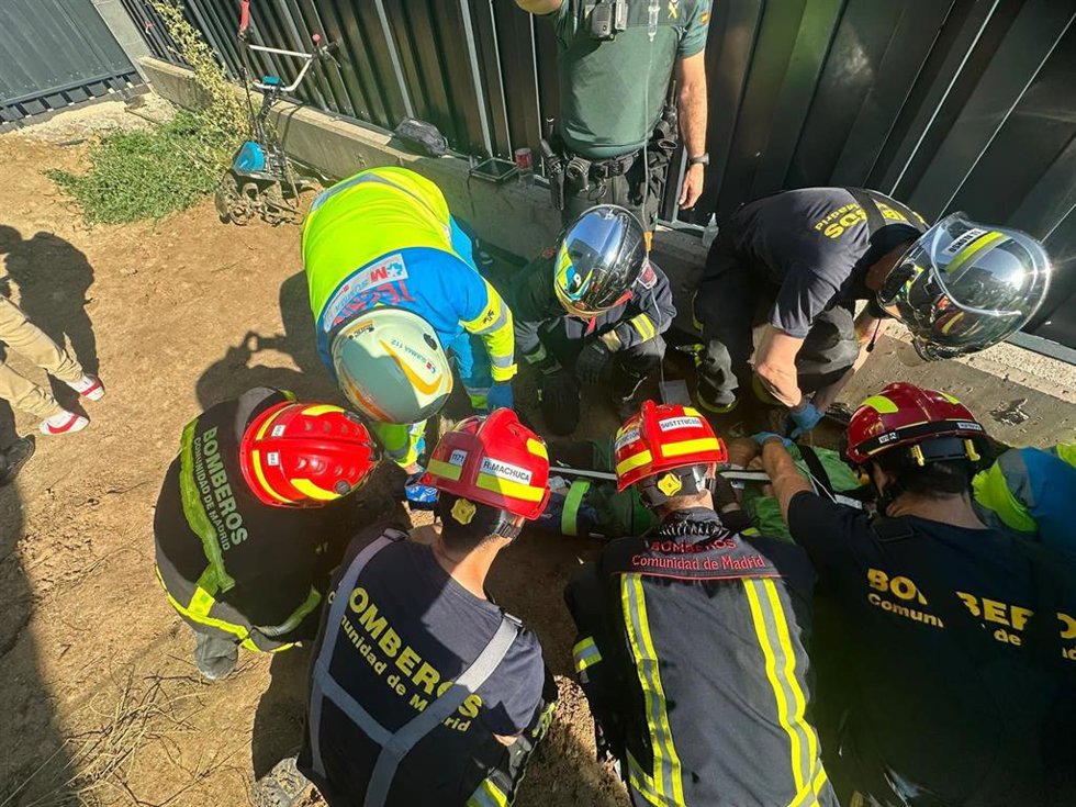 Herido grave un trabajador al atraparse una pierna entre las aspas de una motoazada