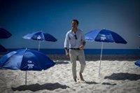 Sémper (PP) anima a los ciudadanos a votar el 23J aunque estén en vacaciones para convertirlo en un "verano azul"
