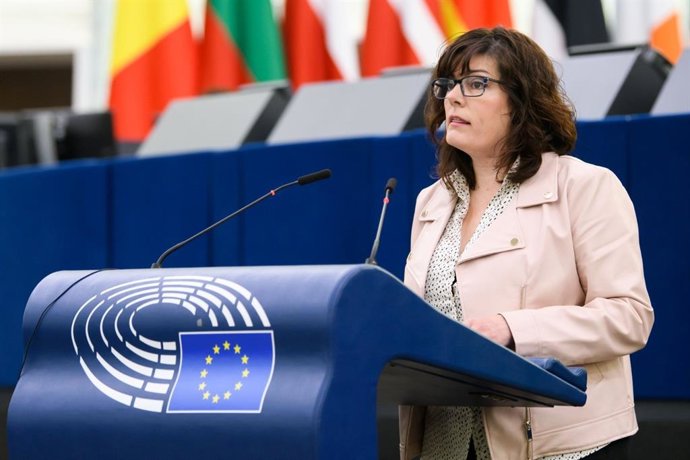 Archivo - La eurodiputada aragonesa Isabel García Muñoz (PSOE).