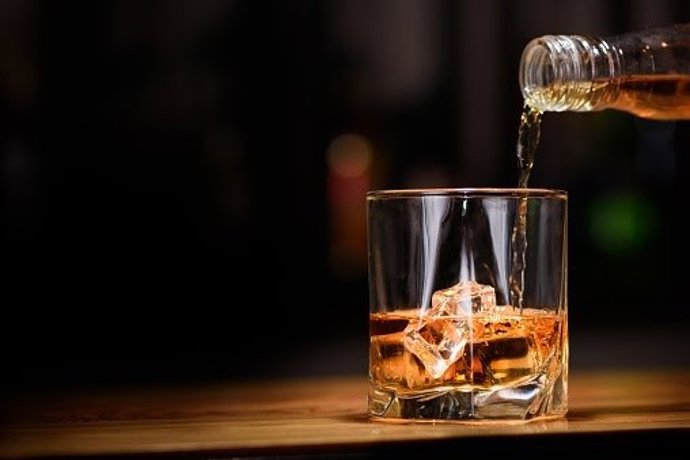 Archivo - Alcohol