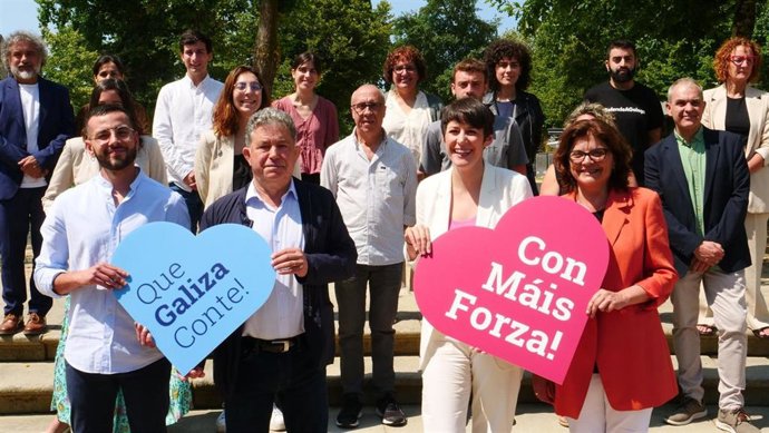 Pontón, Miguel Anxo Fernández Lores y Carme da Silva en la presentación de la candidatura al Congreso por Pontevedra