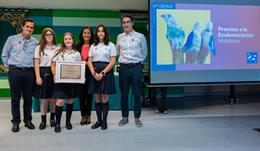 El Colegio Esclavas SCJ de Jerez de la Frontera (Cádiz) ha ganado el segundo premio de la categoría 'Mejorar tu entorno' con la iniciativa 'El saber de los vencejos'