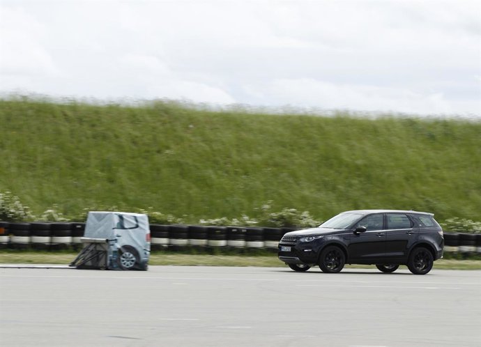 Archivo - Asistente a la frenada de emergencia de Bosch