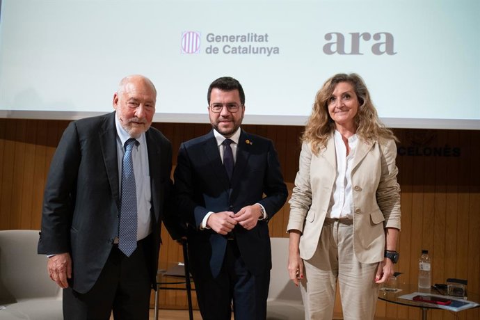 de3247bdf15d50acf065736b18b04aaa.jpg