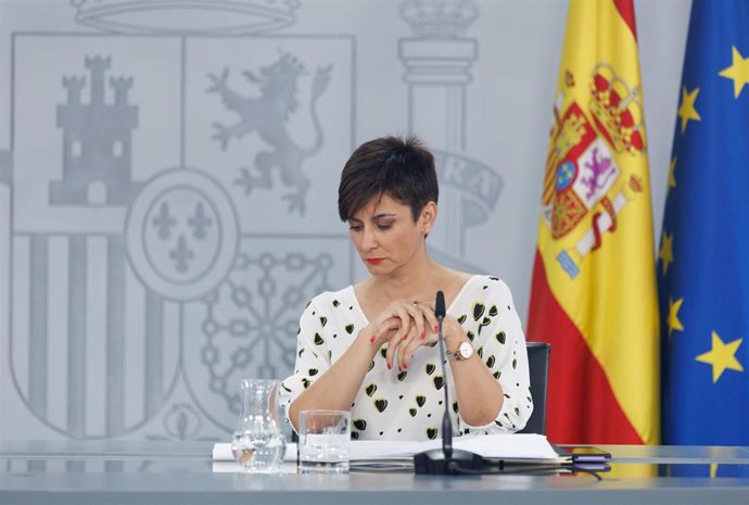La portavoz del Gobierno y ministra de Política Territorial, Isabel Rodríguez,  durante una rueda de prensa posterior al Consejo de Ministros, en el Palacio de La Moncloa, a 20 de junio de 2023, en Madrid (España). 