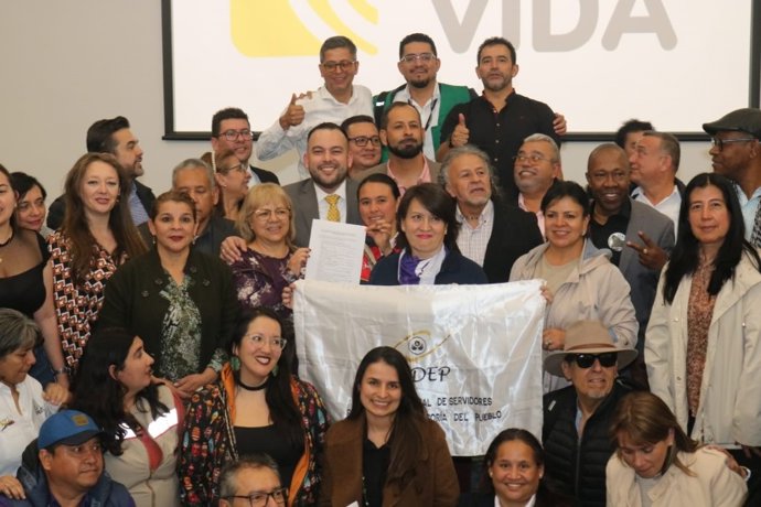 El Gobierno de Colombia aportará 597,7 millones para mejorar la situación laboral de los empleados públicos