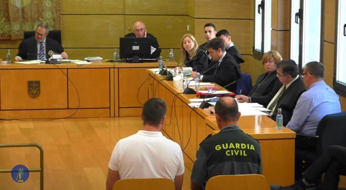 Juicio contra el acusado de asesinar a su mujer en Villarrubia.