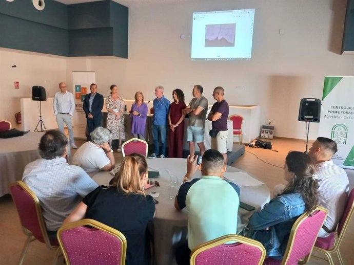 Isabel Paredes en las jornadas sobre residencias escolares.