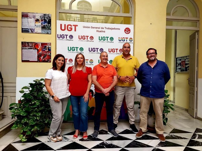 Miembros de la Mesa Sectorial del Turismo de la provincia de Huelva.