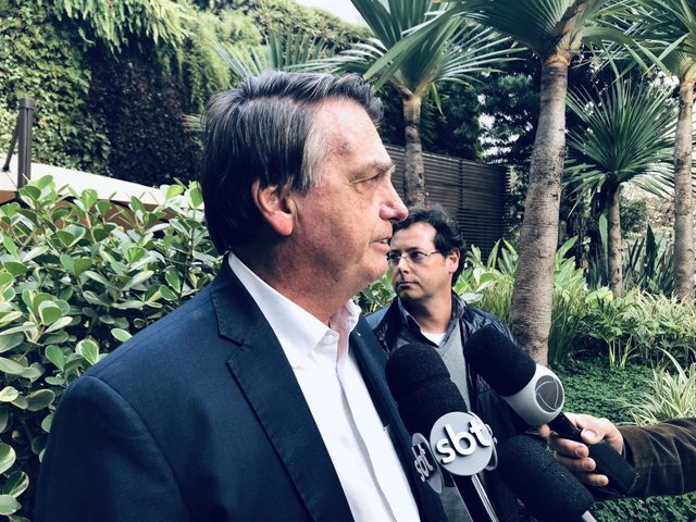 June 1, 2023, Sao Paulo, Sao Paulo, Brasil: (INT) Jair Bolsonaro leaves hospital after medical tests. June 01, 2023, Sao Paulo, Brazil: Brazilian Former President, Jair Bolsonaro, leaves Nova Star Hospital in Vila Nova Conceicao after carrying out tests a