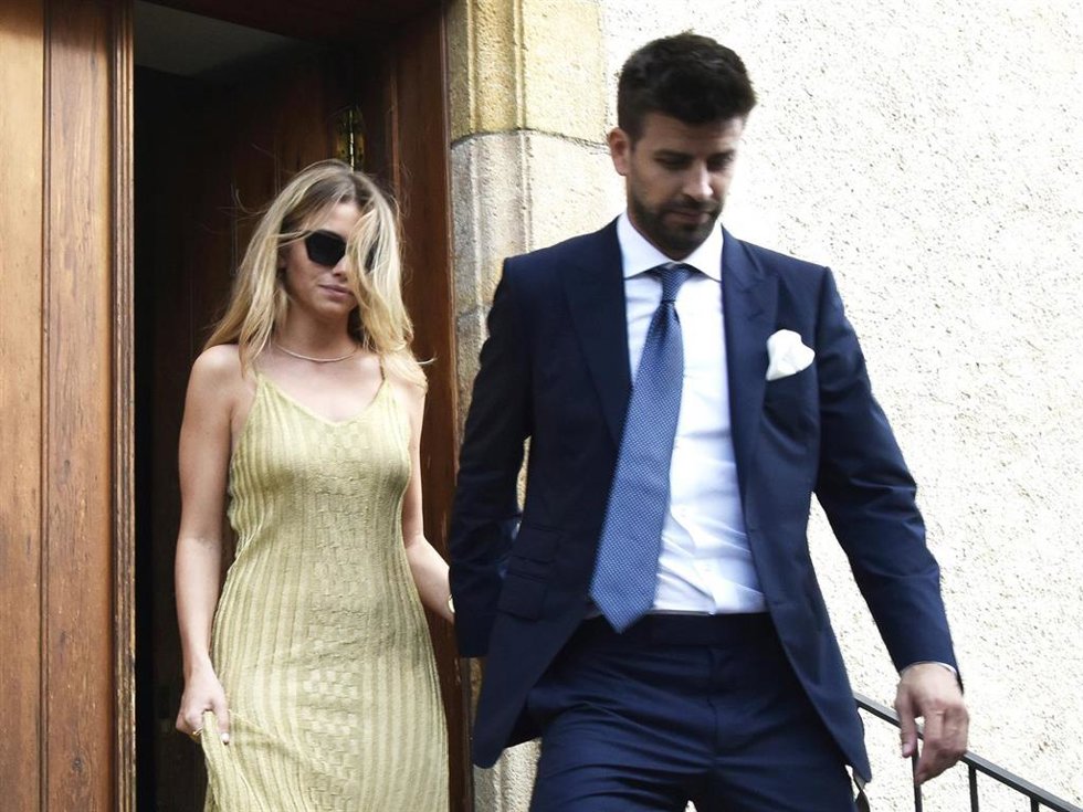 Gerard Piqué y Clara Chía salen de la la Parrquia Sant Vicen de Montalt, a 23 de junio de 2023, en Sant Vicen de Montalt (España).