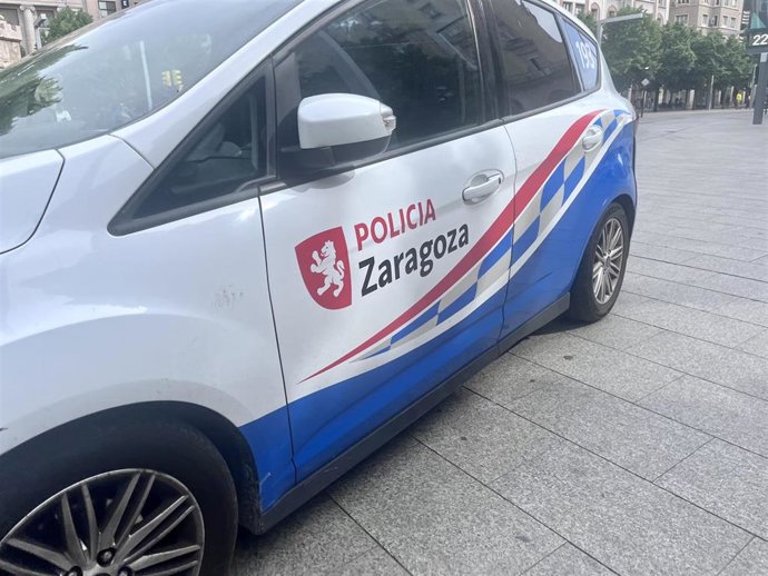 Coche de la Policía Local de Zaragoza.