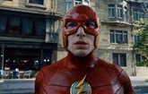 Foto: Así son los dos finales alternativos de The Flash... que Ezra Miller llegó a rodar