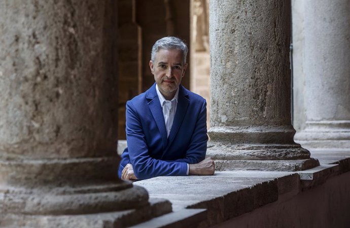 El director del Centre del Carme Cultura Contempornia de Valncia (CCCC), José Luis Pérez Pont, posa durante una entrevista con Europa Press. 