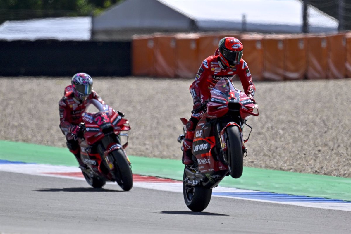 Bagnaia comanda Assen e escapa na liderança do MotoGP