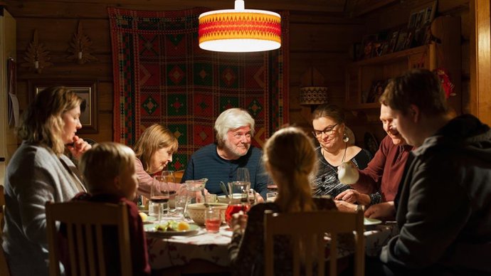 Cinema Jove se adentra este lunes en una cena de Navidad nórdica con la comedia 'Family Time'