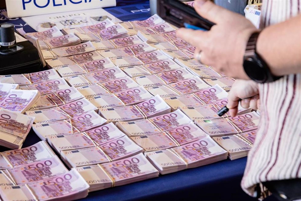 Archivo - Imagen de archivo de billetes de 500 euros intervenidos 