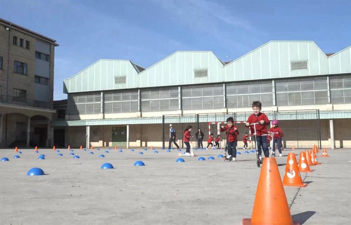 Uno de los cursos de seguridad y educación vial a escolares organizado por la Policía Municipal de Pamplona.