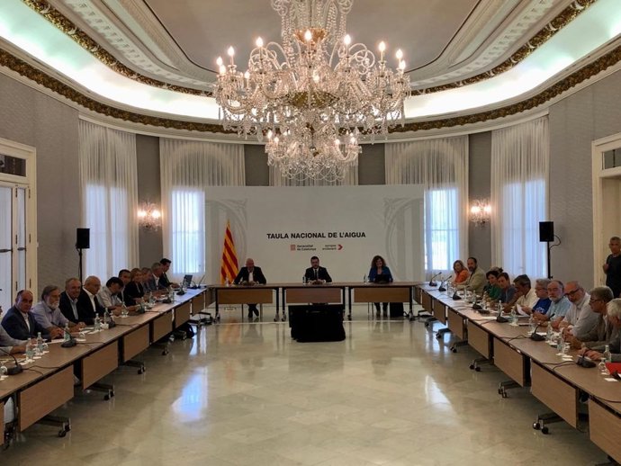 Instant de la constitució de la Taula Nacional de l'Aigua