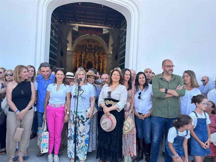 La consejera de Agricultura, Pesca, Agua y Desarrollo Rural de la Junta de Andalucía, Carmen Crespo, durante su visita a la Saca de las Yeguas.