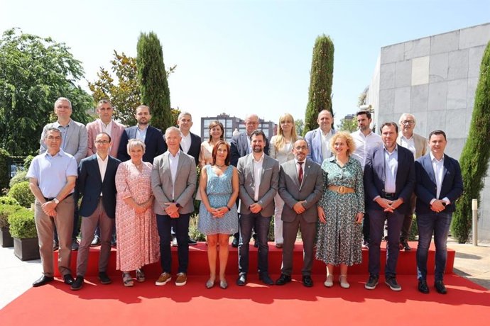Tudanca arropa a los candidatos del PSOE de Castilla y León al Congreso y al Senado