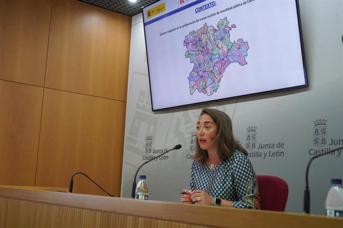 La consejera María González Corral presenta ocho proyectos para la implantar un Sistema Inteligente para el Transporte Público (ITS).