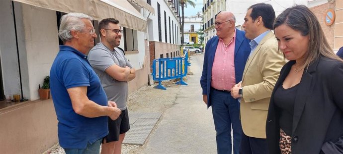 Visita del consejero de Justicia, Administración Local y Función Pública, José Antonio Nieto, a La Rambla (Córdoba). (Foto de archivo).