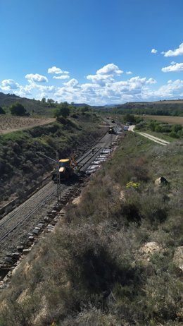Adif acomete la última fase de las obras de mejora en la infraestructura ferroviaria a su paso por Haro