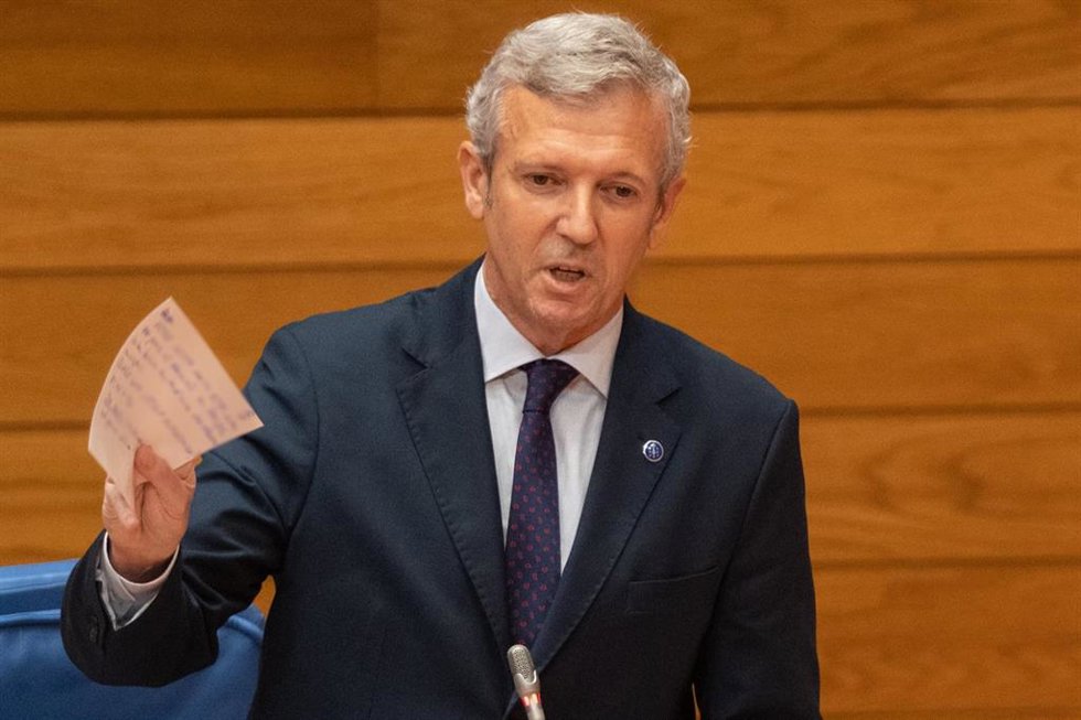 El presidente de la Xunta, Alfonso Rueda, en el pleno del Parlamento posterior a las elecciones del 28M