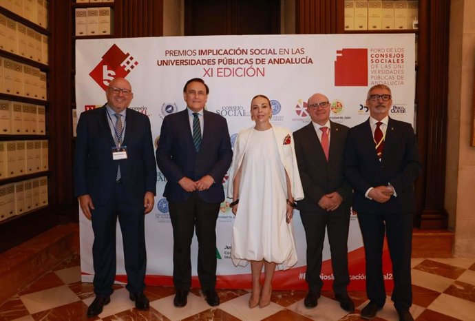 Villamandos asegura que el binomio Universidad-Empresa "contribuye al progreso social en todos los ámbitos"