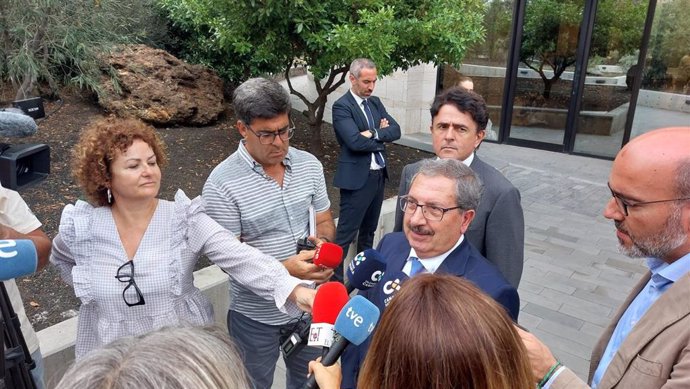 El presidente del CGPJ, Rafael Mozo, atiende a los periodistas con motivo de unas jornadas judiciales en La Palma