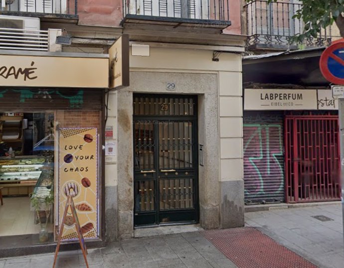 Detenida una mujer por estafar 14.000 ofreciendo el alquiler de un piso que no poseía en la calle Hortaleza