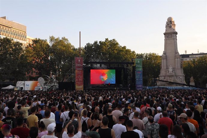 Archivo - Vista general de la gala musical de clausura del Orgullo LGTBI 2022